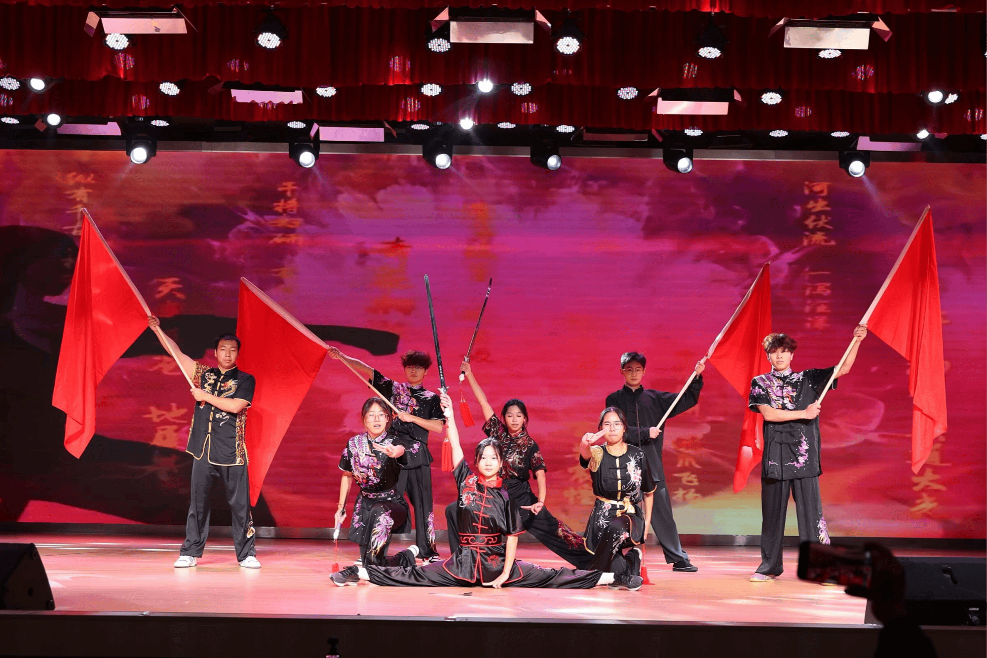 青春竞逐力量之美 永川区健身健美公开赛收官