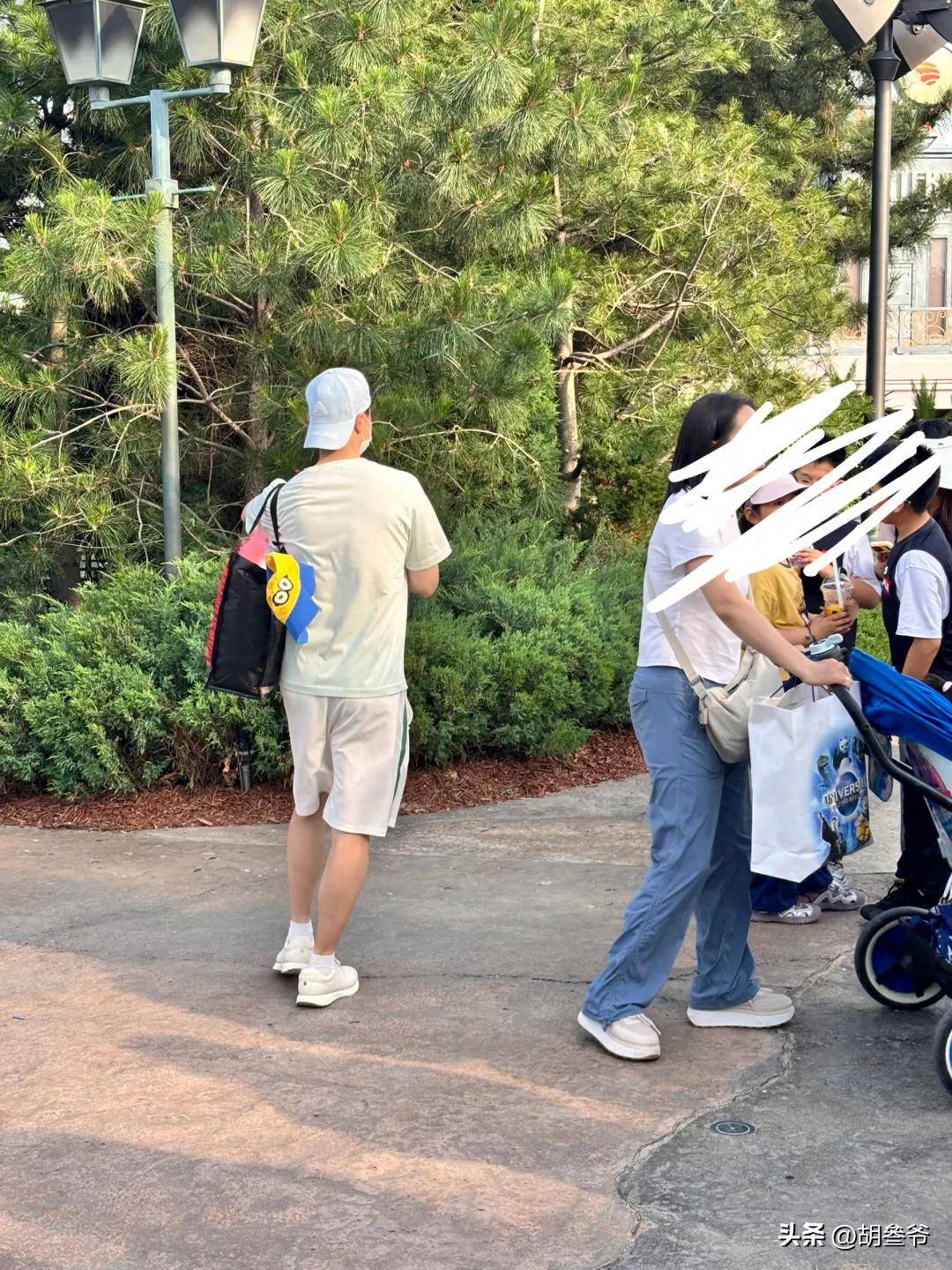 马龙一家在环球影城!俩儿子参加斯巴达比赛,夏露有马甲线妊娠纹