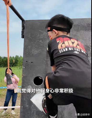 马龙一家在环球影城!俩儿子参加斯巴达比赛,夏露有马甲线妊娠纹