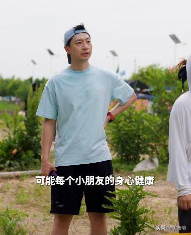 马龙一家在环球影城!俩儿子参加斯巴达比赛,夏露有马甲线妊娠纹
