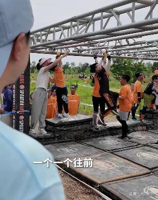 马龙一家在环球影城!俩儿子参加斯巴达比赛,夏露有马甲线妊娠纹